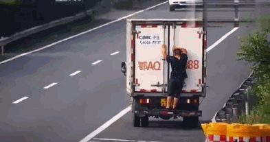 02e7ea9b2b28082de5255e6b7b42ad7d.gif